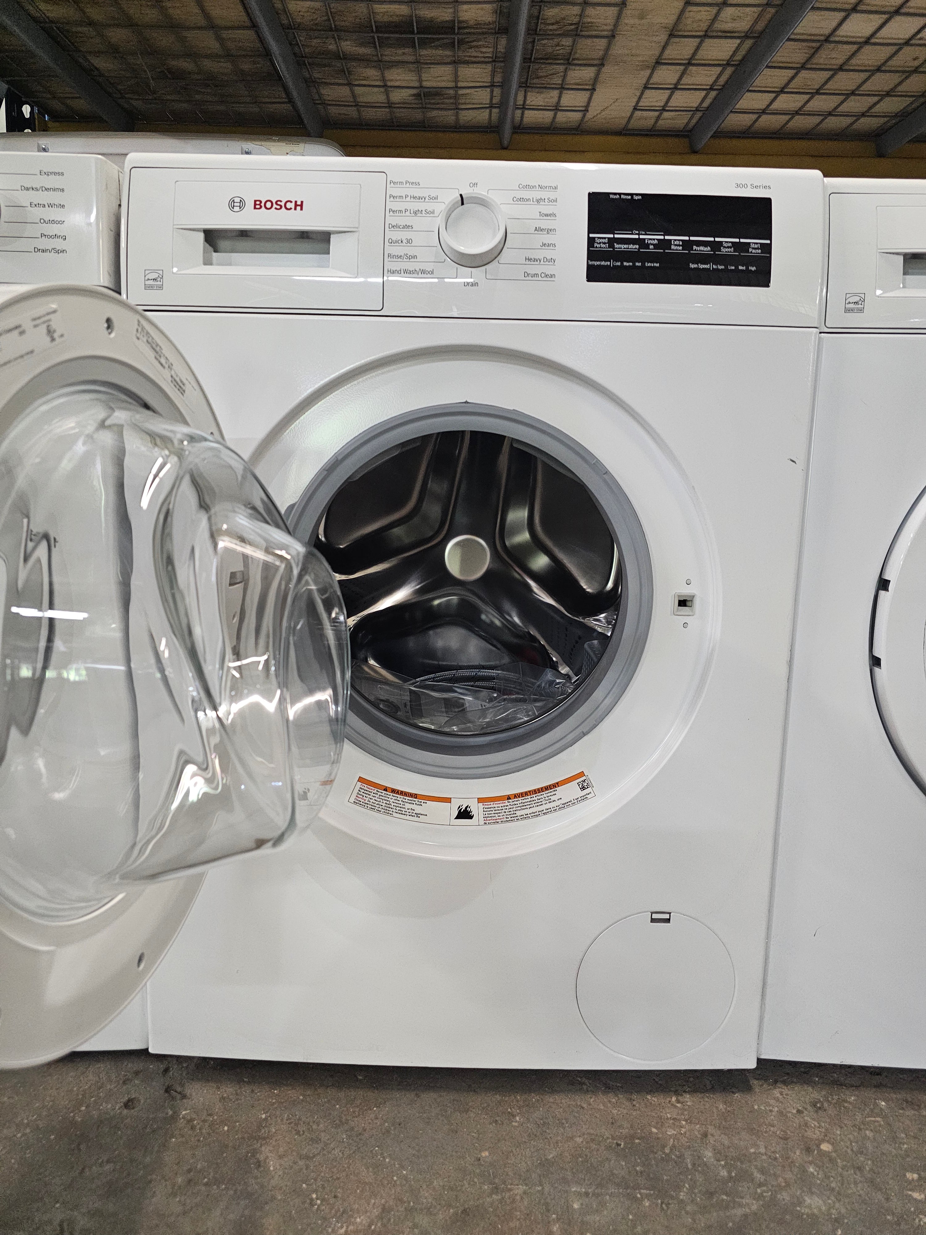 Bosch 300 Series 24 in. 2.2 cu. ft. High-Efficiency Stackable Front Load Washer in White, ENERGY STAR